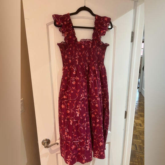 Hill House Dresses & Skirts - RARE Hill House Ellie Nap Dress in Burgundy Botanical Floral - Size M